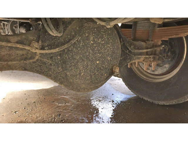 いすゞフォワードミキサー車（コンクリートミキサー）中型（4t）[写真11]