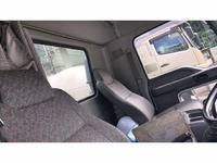 いすゞフォワードミキサー車（コンクリートミキサー）中型（4t）[写真16]