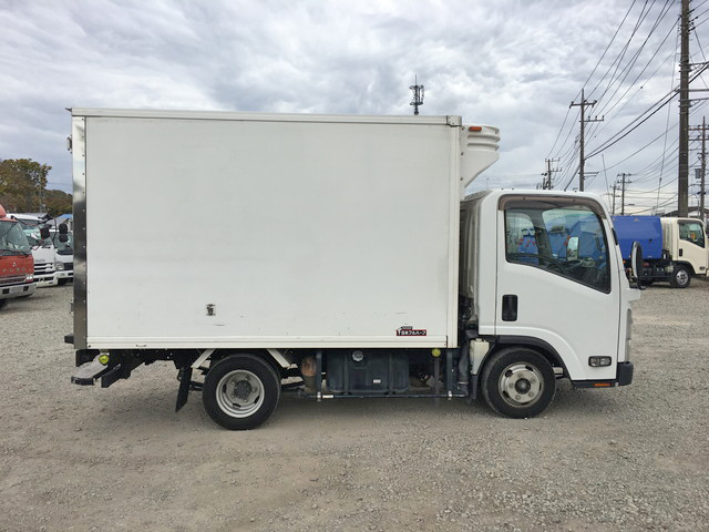 いすゞエルフ冷凍車（冷蔵車）小型（2t・3t）[写真07]