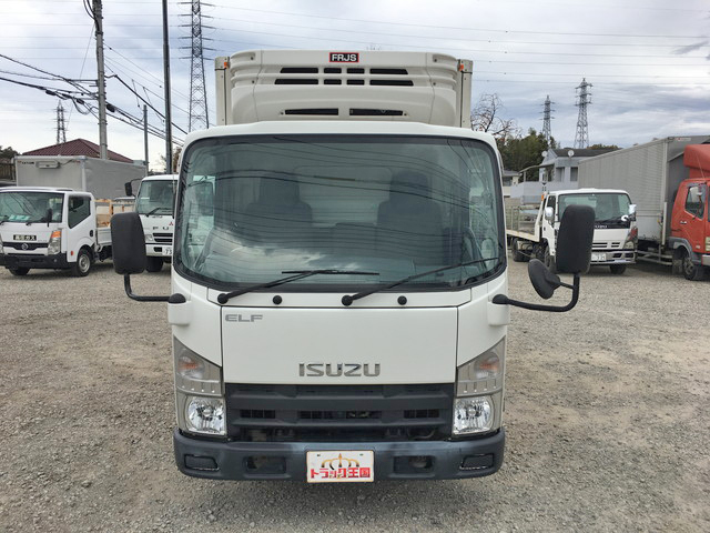 いすゞエルフ冷凍車（冷蔵車）小型（2t・3t）[写真08]