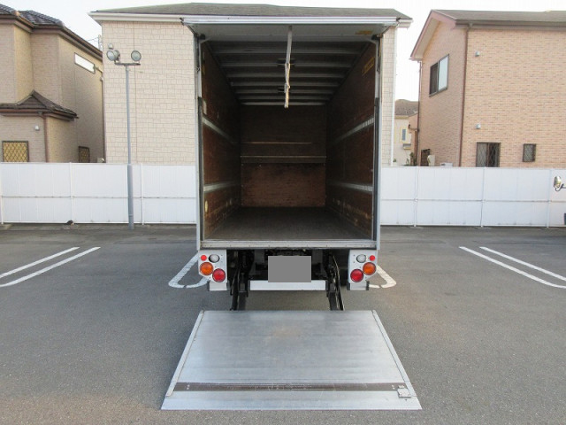 日野デュトロアルミバン小型（2t・3t）[写真06]