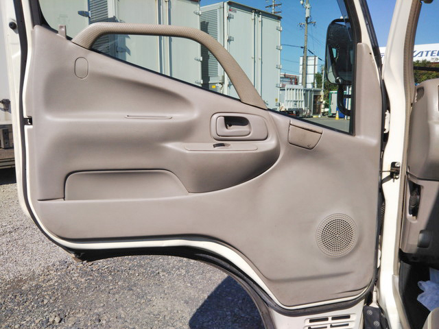 トヨタダイナ平ボディ小型（2t・3t）[写真27]