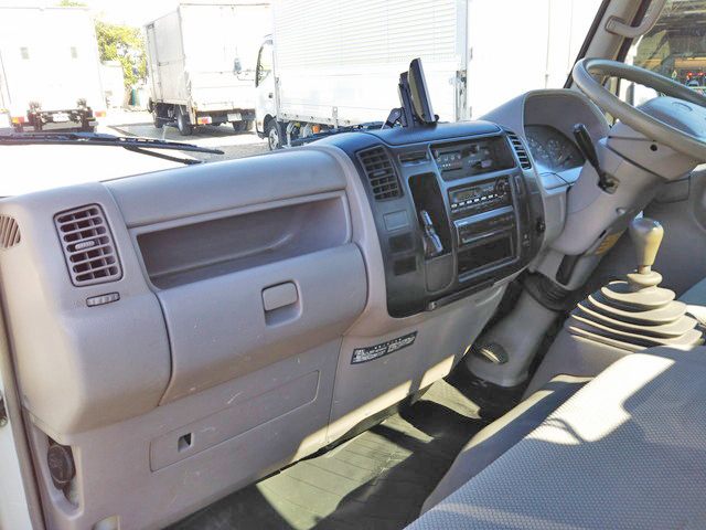 トヨタダイナ平ボディ小型（2t・3t）[写真29]