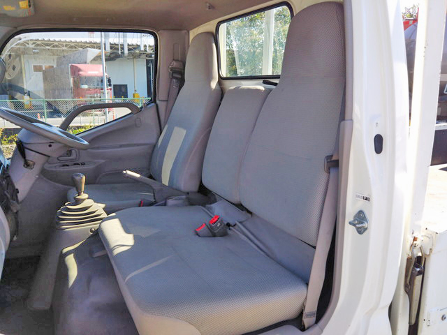 トヨタダイナ平ボディ小型（2t・3t）[写真30]