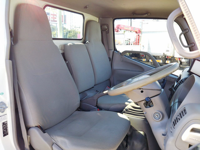 トヨタダイナ平ボディ小型（2t・3t）[写真32]