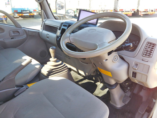 トヨタダイナ平ボディ小型（2t・3t）[写真33]