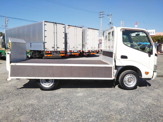 トヨタダイナ平ボディ小型（2t・3t）[写真06]
