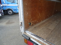 いすゞエルフアルミバン小型（2t・3t）[写真11]