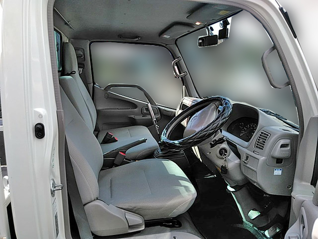 トヨタトヨエース平ボディ小型（2t・3t）[写真15]