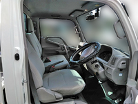 トヨタトヨエース平ボディ小型（2t・3t）[写真15]