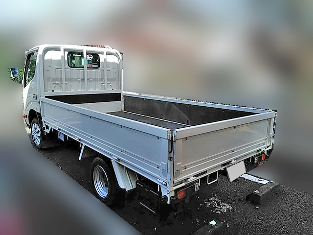 トヨタトヨエース平ボディ小型（2t・3t）[写真04]