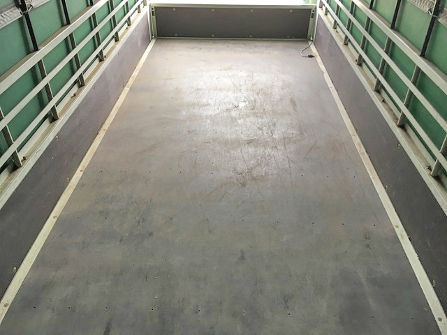 三菱ふそうキャンター幌車小型（2t・3t）[写真16]