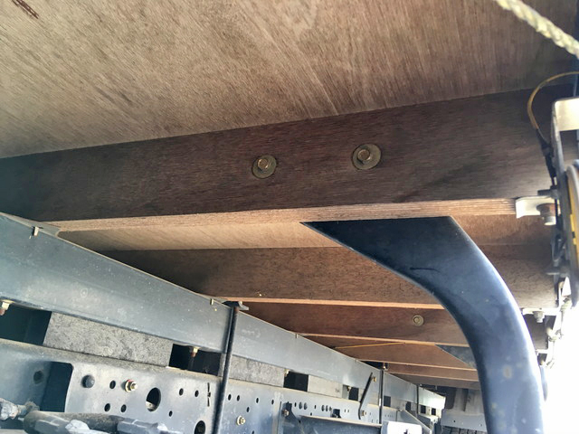 三菱ふそうキャンター幌車小型（2t・3t）[写真23]