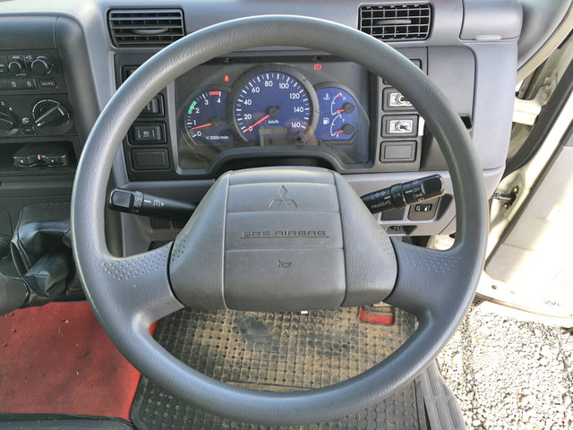 三菱ふそうキャンター幌車小型（2t・3t）[写真37]