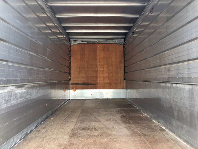 日野デュトロパネルバン小型（2t・3t）[写真12]