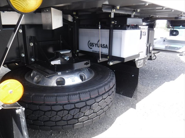 三菱ふそうスーパーグレート冷凍車（冷蔵車）大型（10t）[写真19]