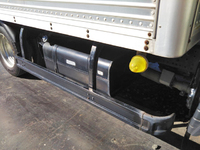 三菱ふそうキャンターガッツアルミバン小型（2t・3t）[写真17]