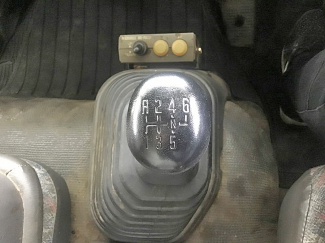 いすゞフォワードダンプ中型（4t）[写真36]