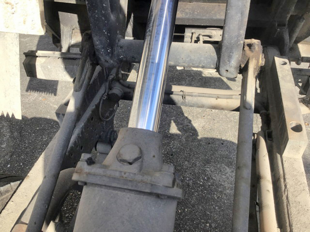 三菱ふそうキャンターダンプ小型（2t・3t）[写真15]