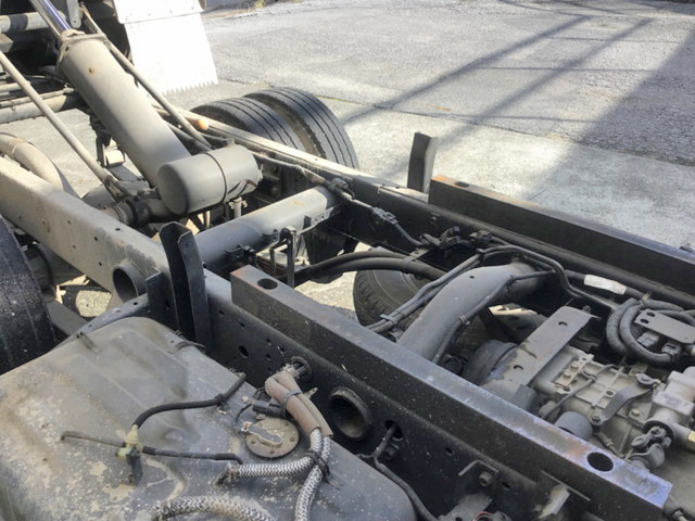 三菱ふそうキャンターダンプ小型（2t・3t）[写真16]