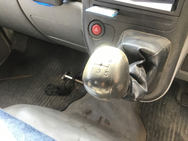 三菱ふそうキャンターダンプ小型（2t・3t）[写真28]