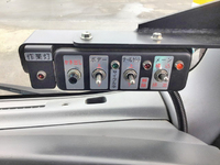 いすゞエルフパッカー車（塵芥車）小型（2t・3t）[写真14]