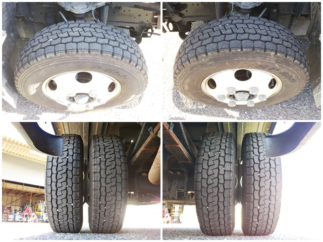 いすゞエルフ平ボディ小型（2t・3t）[写真22]