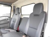 いすゞエルフ平ボディ小型（2t・3t）[写真12]