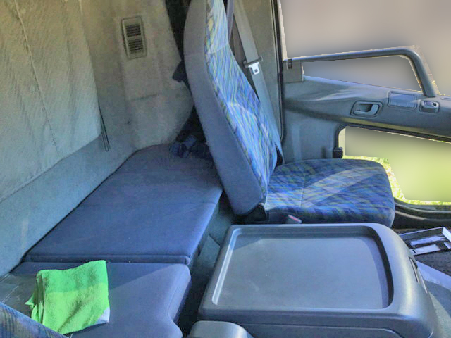 三菱ふそうファイターアルミバン中型（4t）[写真20]