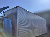 三菱ふそうファイターアルミバン中型（4t）[写真06]