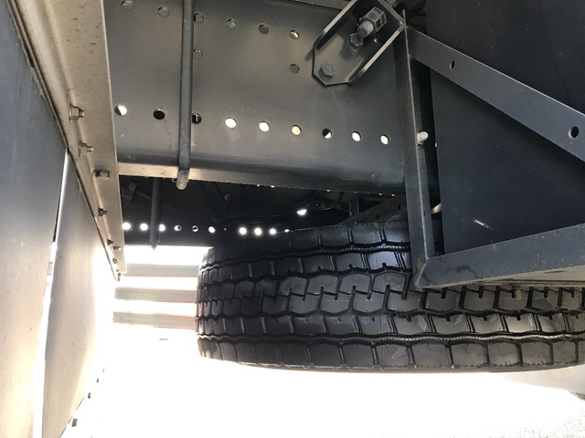 日野プロフィアアルミウイング大型（10t）[写真25]