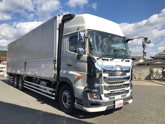 日野プロフィアアルミウイング大型（10t）[写真03]