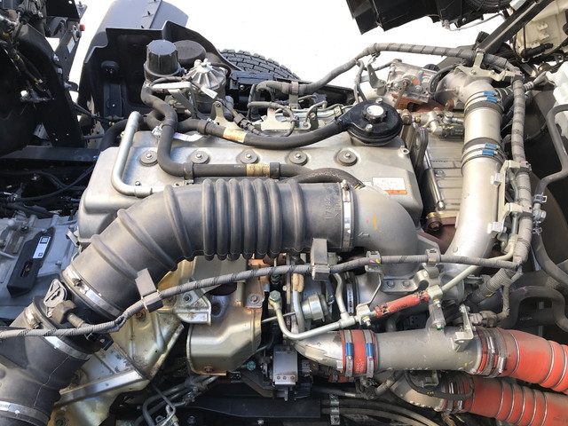 日野プロフィアアルミウイング大型（10t）[写真30]