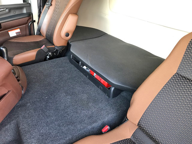 日野プロフィアアルミウイング大型（10t）[写真35]