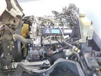 三菱ふそうキャンターアルミバン小型（2t・3t）[写真25]