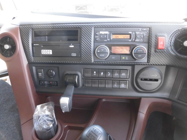 日野プロフィアアルミウイング大型（10t）[写真12]