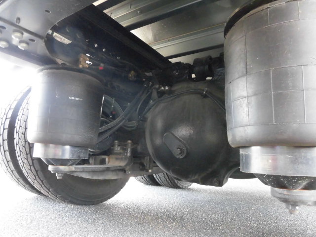 日野プロフィアアルミウイング大型（10t）[写真21]