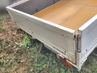 トヨタトヨエース平ボディ小型（2t・3t）[写真07]