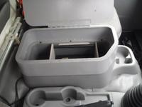 日野デュトロパネルバン小型（2t・3t）[写真13]