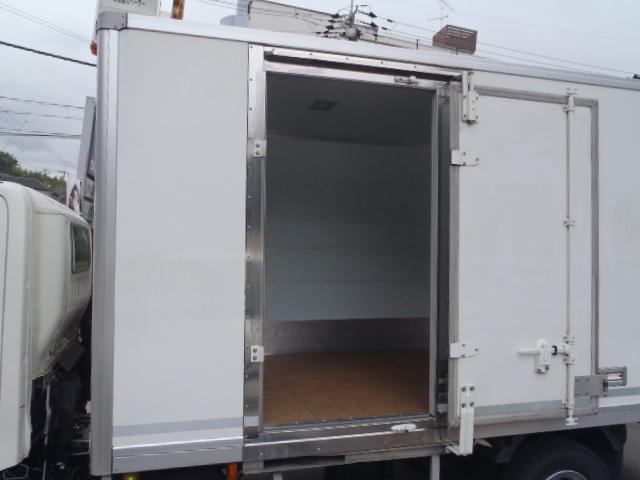 日野デュトロパネルバン小型（2t・3t）[写真07]