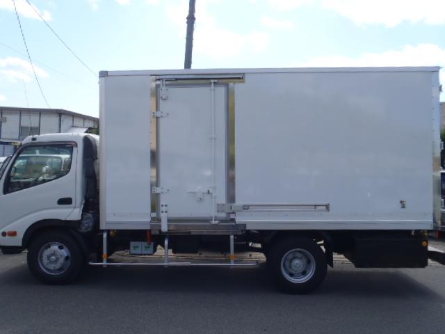 日野デュトロパネルバン小型（2t・3t）[写真05]
