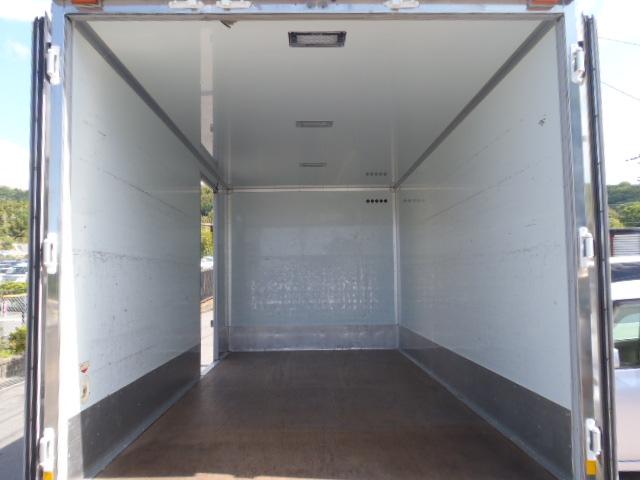 日野デュトロパネルバン小型（2t・3t）[写真08]