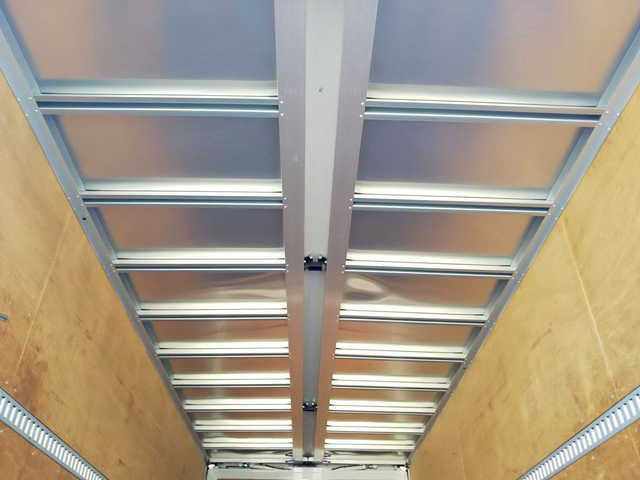 日野レンジャーアルミウイング中型（4t）[写真11]