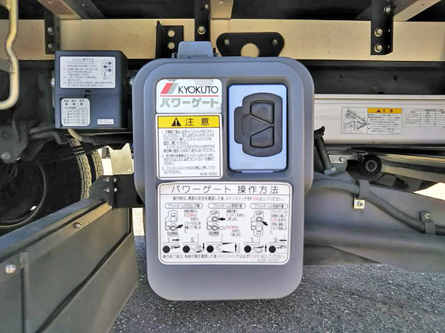 日野レンジャーアルミウイング中型（4t）[写真20]