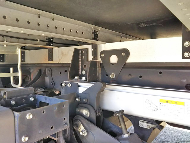 日野レンジャーアルミウイング中型（4t）[写真24]