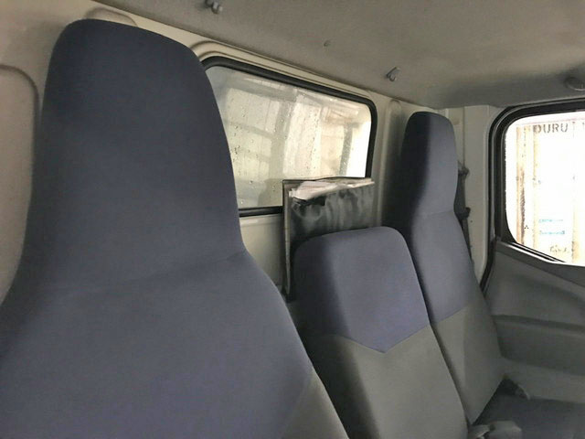 三菱ふそうキャンターガッツ冷凍車（冷蔵車）小型（2t・3t）[写真20]