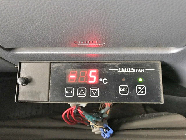 三菱ふそうキャンターガッツ冷凍車（冷蔵車）小型（2t・3t）[写真24]