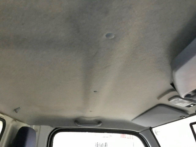 三菱ふそうキャンターガッツ冷凍車（冷蔵車）小型（2t・3t）[写真28]