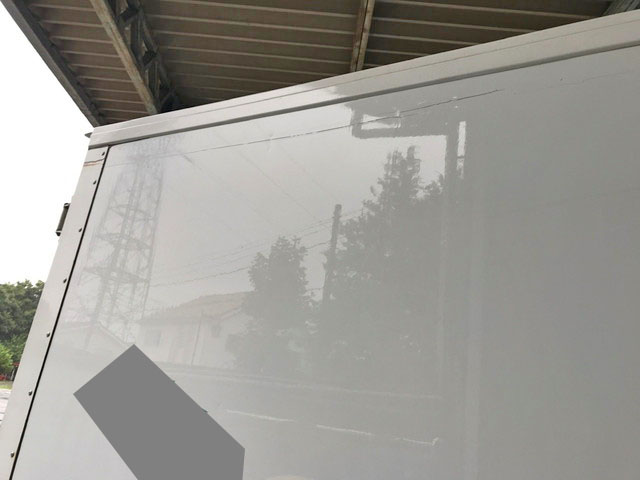 三菱ふそうキャンターガッツ冷凍車（冷蔵車）小型（2t・3t）[写真05]