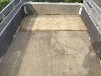 三菱ふそうキャンター平ボディ小型（2t・3t）[写真12]